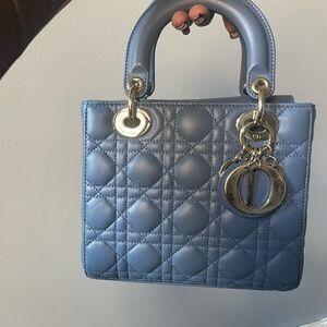 Medium Cloud Blue Lady Dior